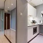 Angel Center 3*